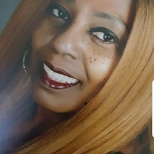 Meet your Posher, Gloria